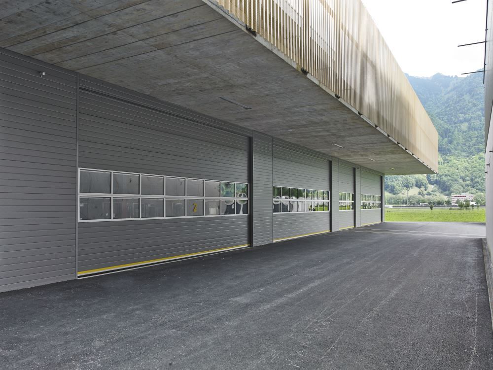 Passgenaue Industrietore für den Betrieb